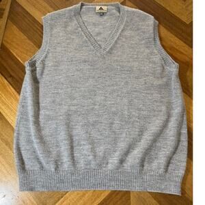 Alpaca International Gray Alpaca Wool V-Neck Sweater Vest Men's Medium Peru